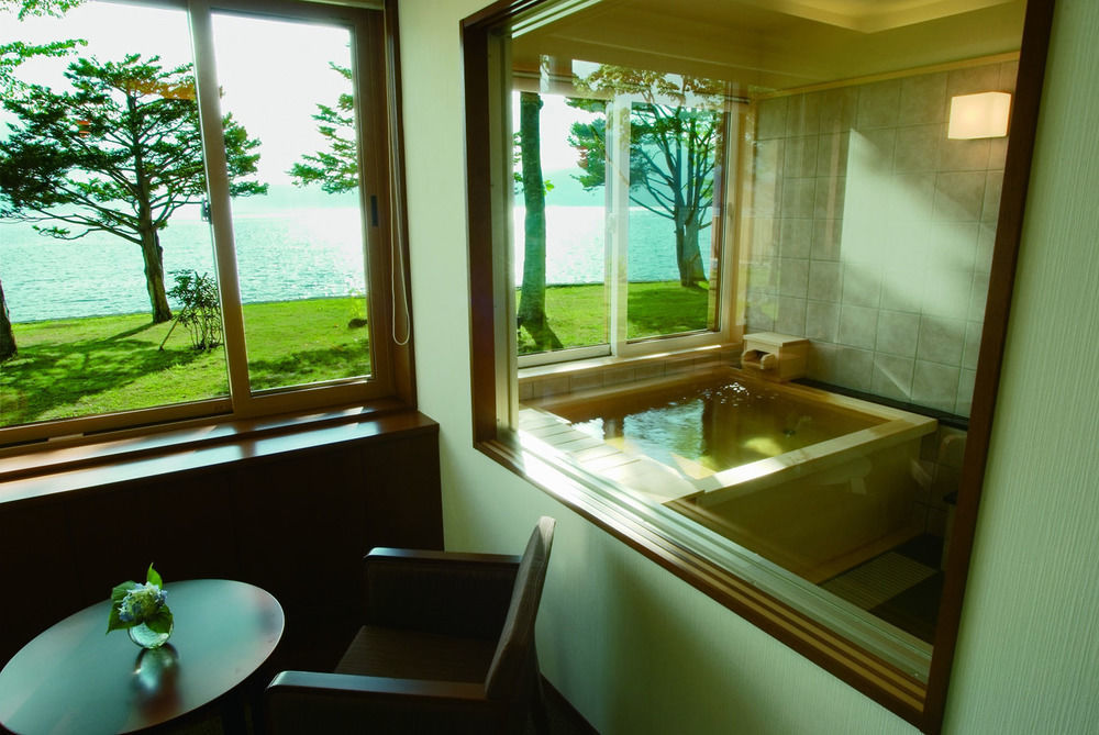 Lakeside Villa Suimeikaku Chitose  Exterior foto